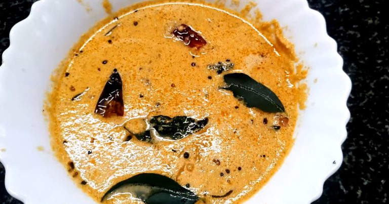 Thattukada Special Coconut Chutney Recipe