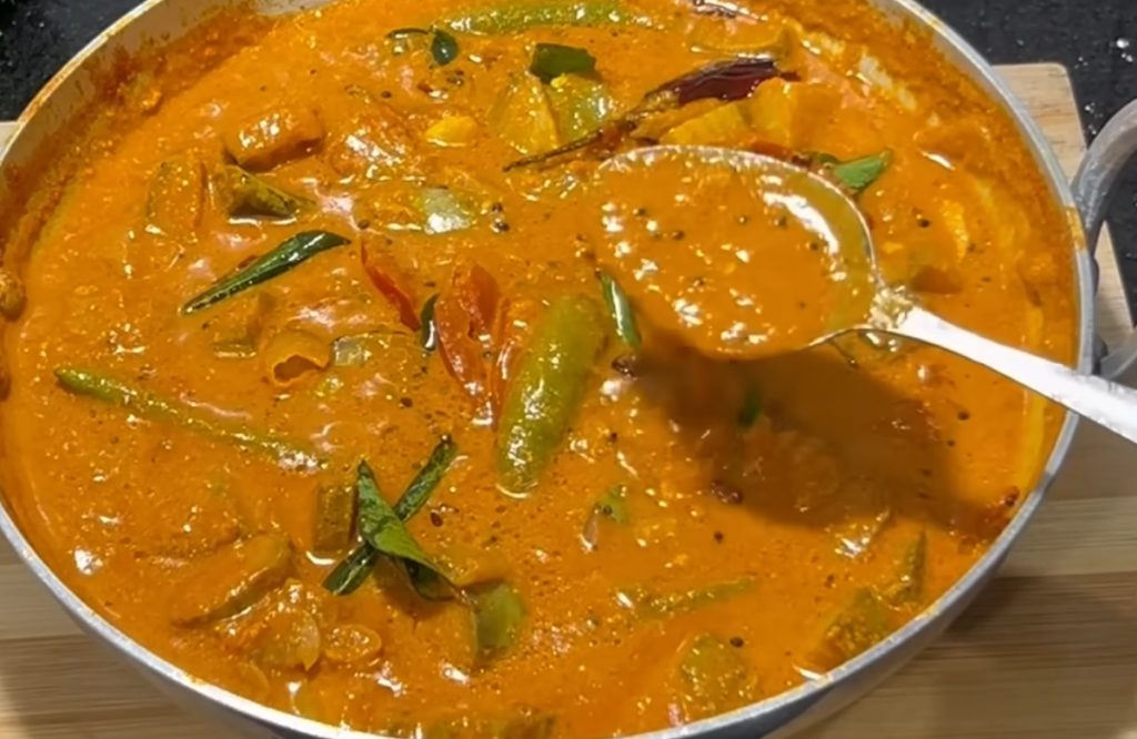 Easy Pachakaya Curry Recipe 3