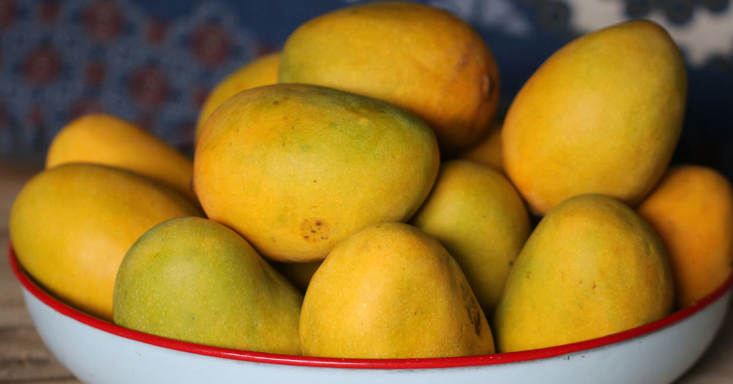 Tip To Find Out Chemical Mangoes