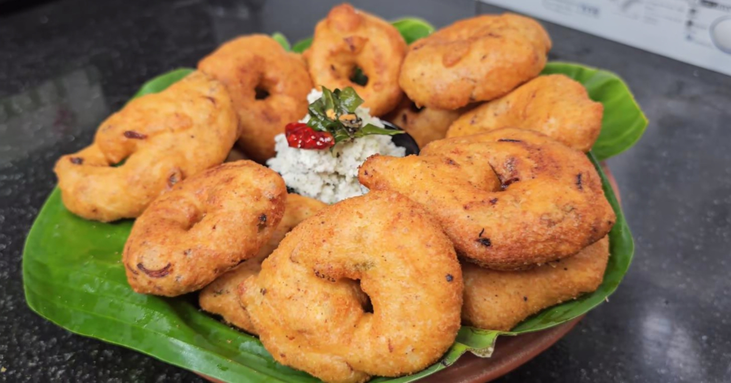 Perfect Uzhunnu Vada Recipe